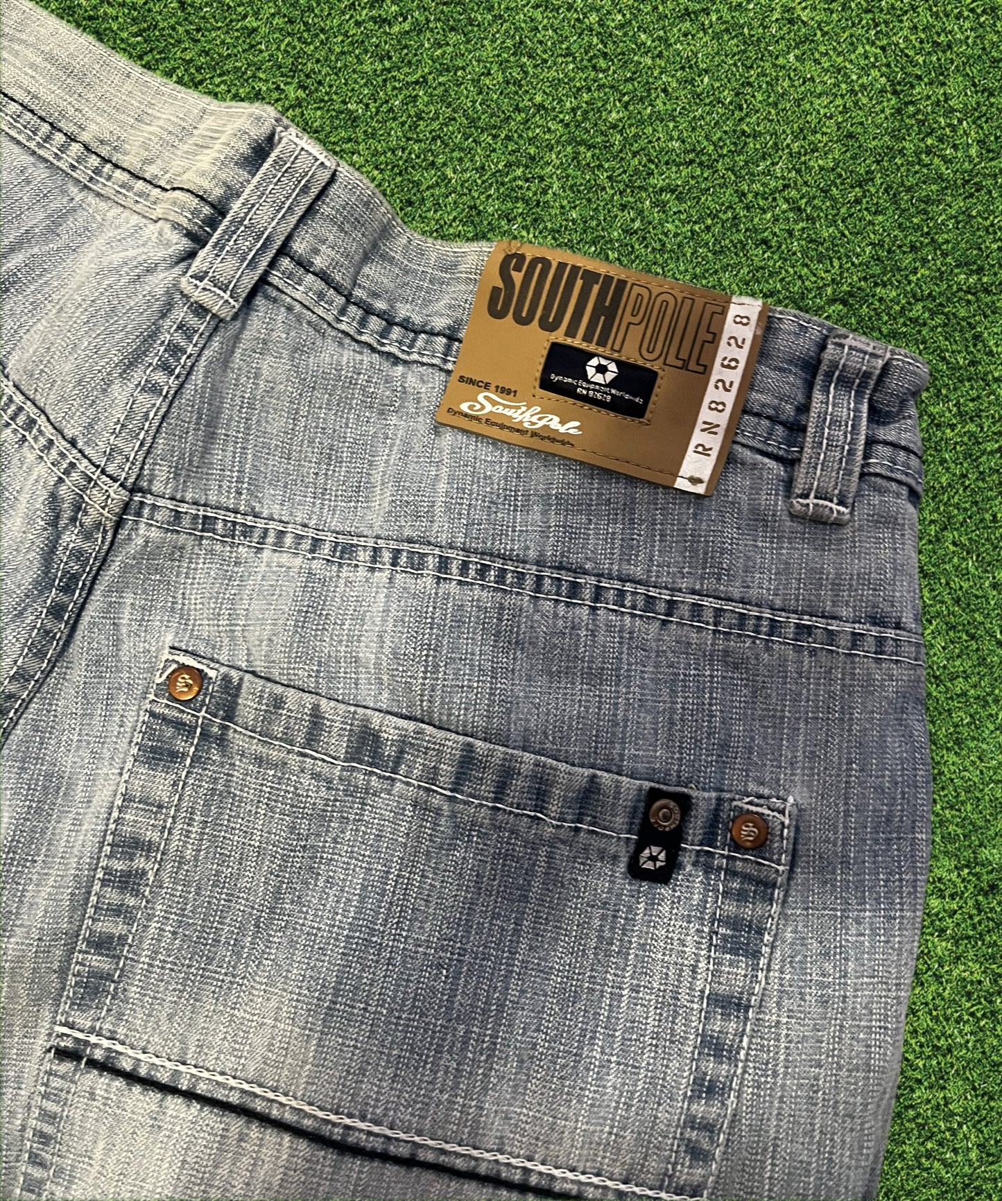 South Pole jorts 36w